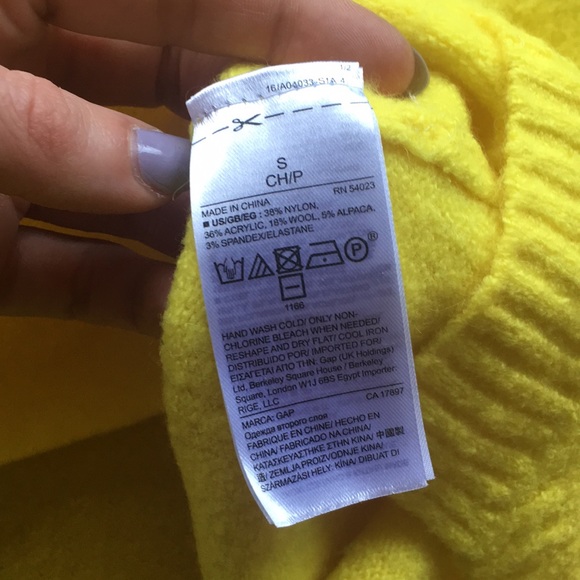 Yellow oversized Gap sweater - Picture 5 of 7